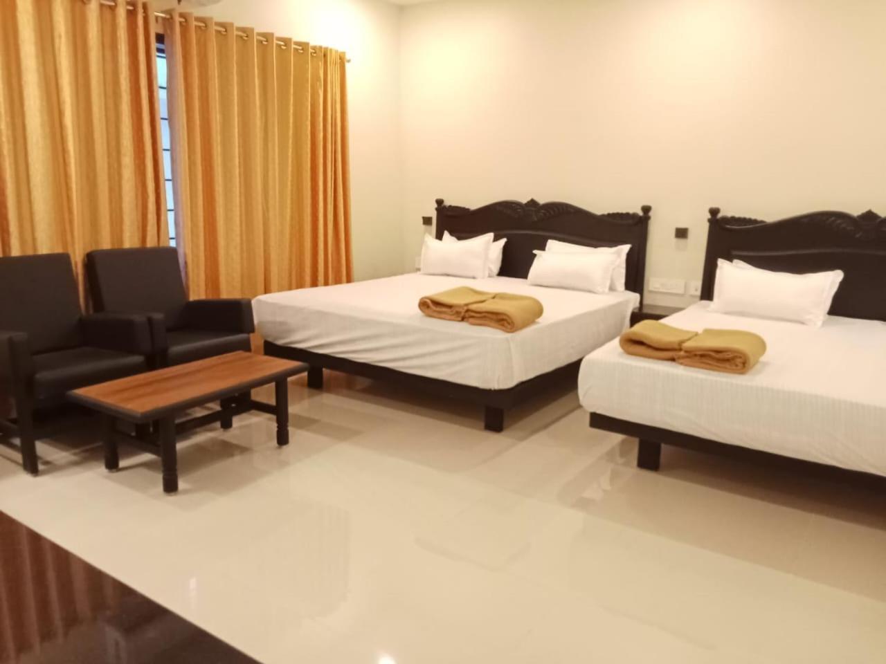 Hotel Sri Devi كانياكومارى المظهر الخارجي الصورة